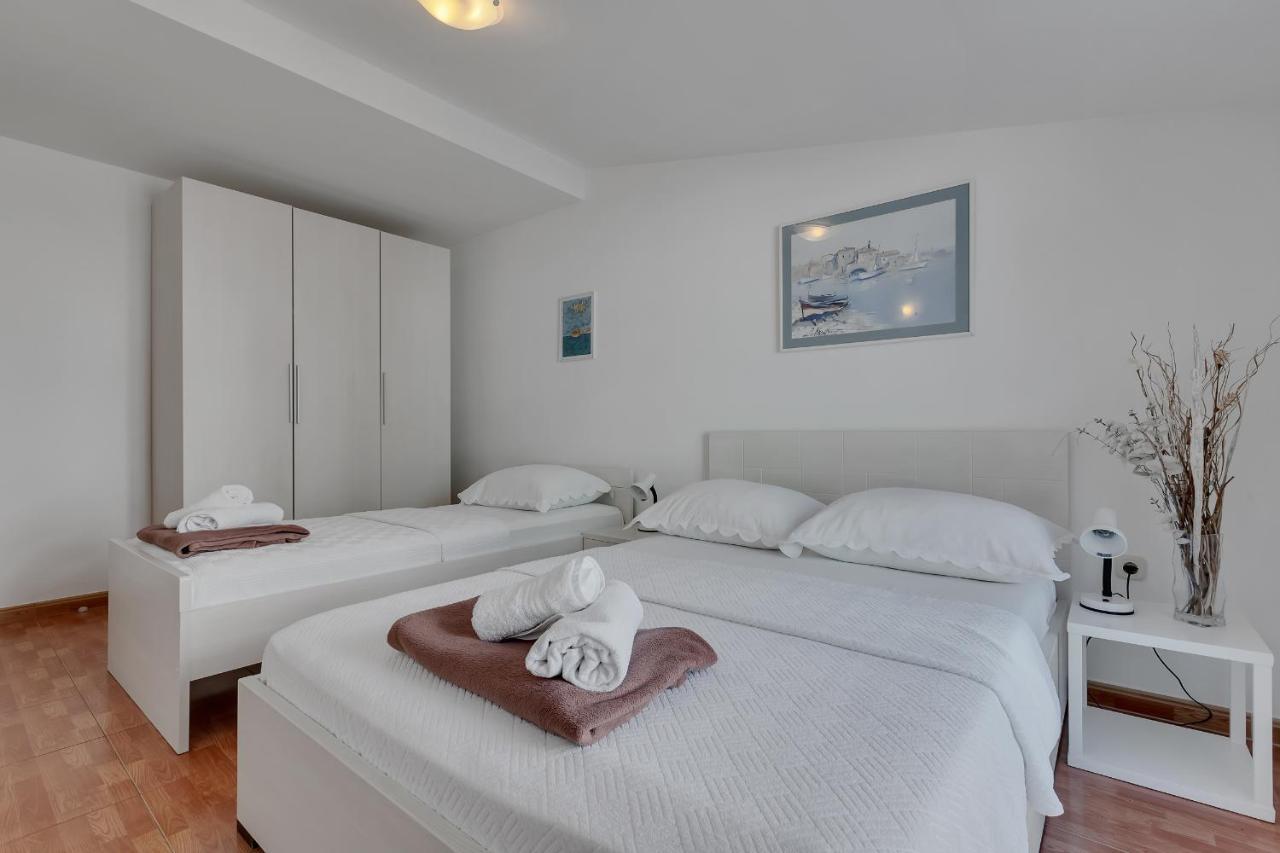 Apartman Sara 바스카보다 외부 사진