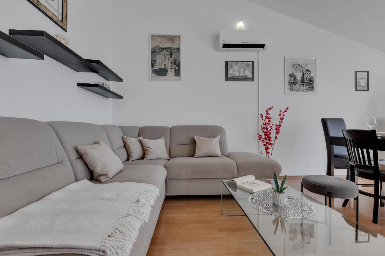 Apartman Sara 바스카보다 외부 사진